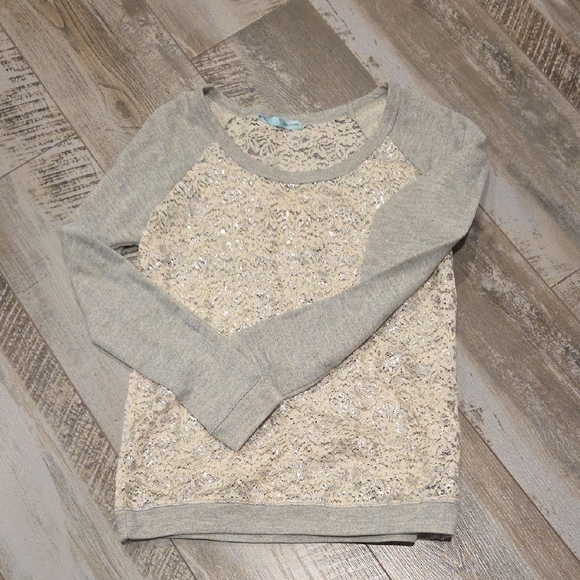 Maurices Light Gray Lace Sweatshirt - Picture 7 of 8